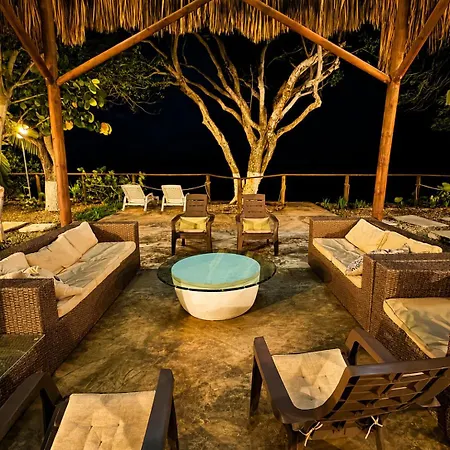 Isla Risa Hotel *