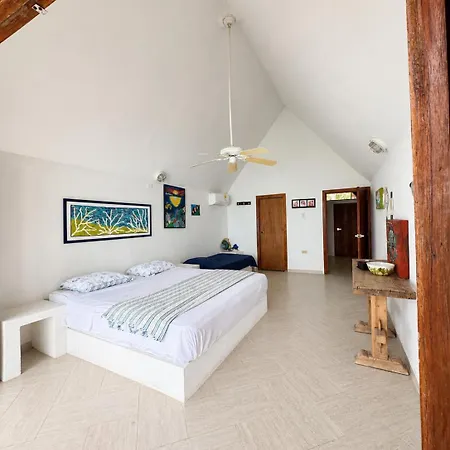 Isla Risa Hotel