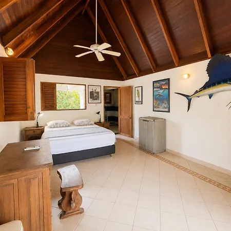 Hotel Isla Risa *