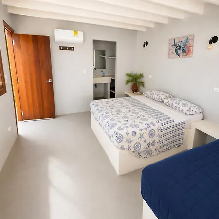 Hotel Isla Risa *